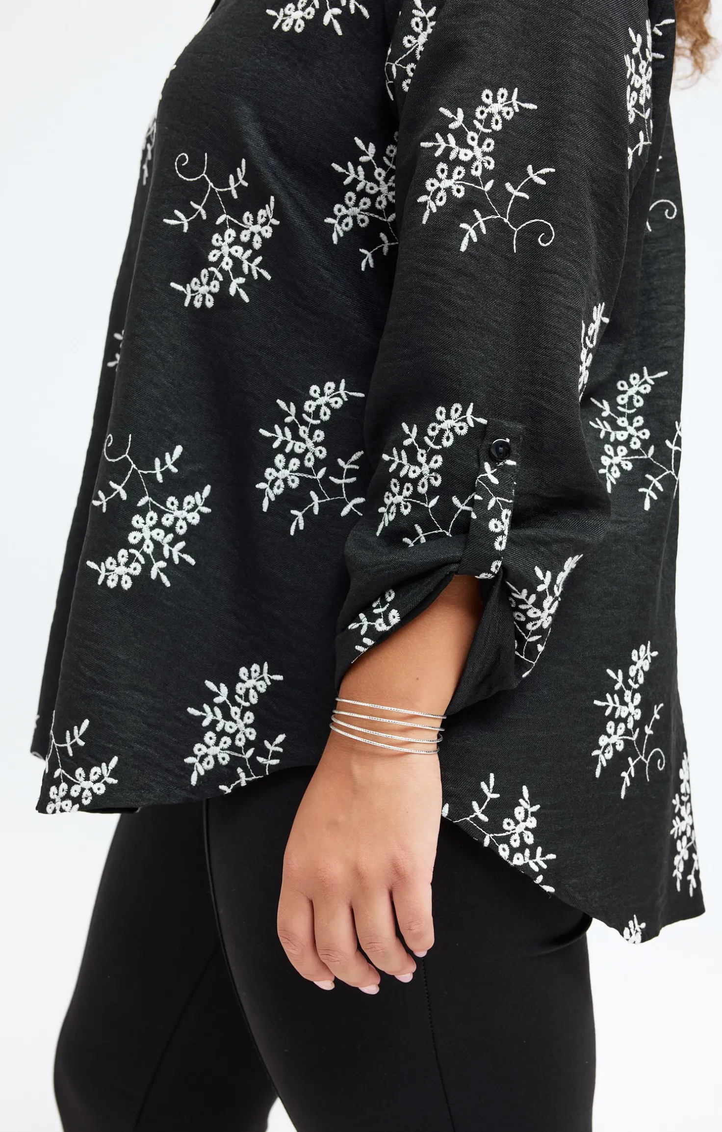 Chemise brodée