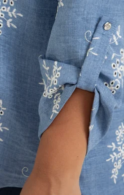 Chemise brodée