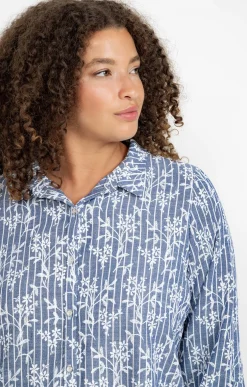 Chemise rayée effet brodé