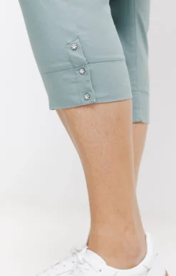 Pantacourt superstretch détail rivet