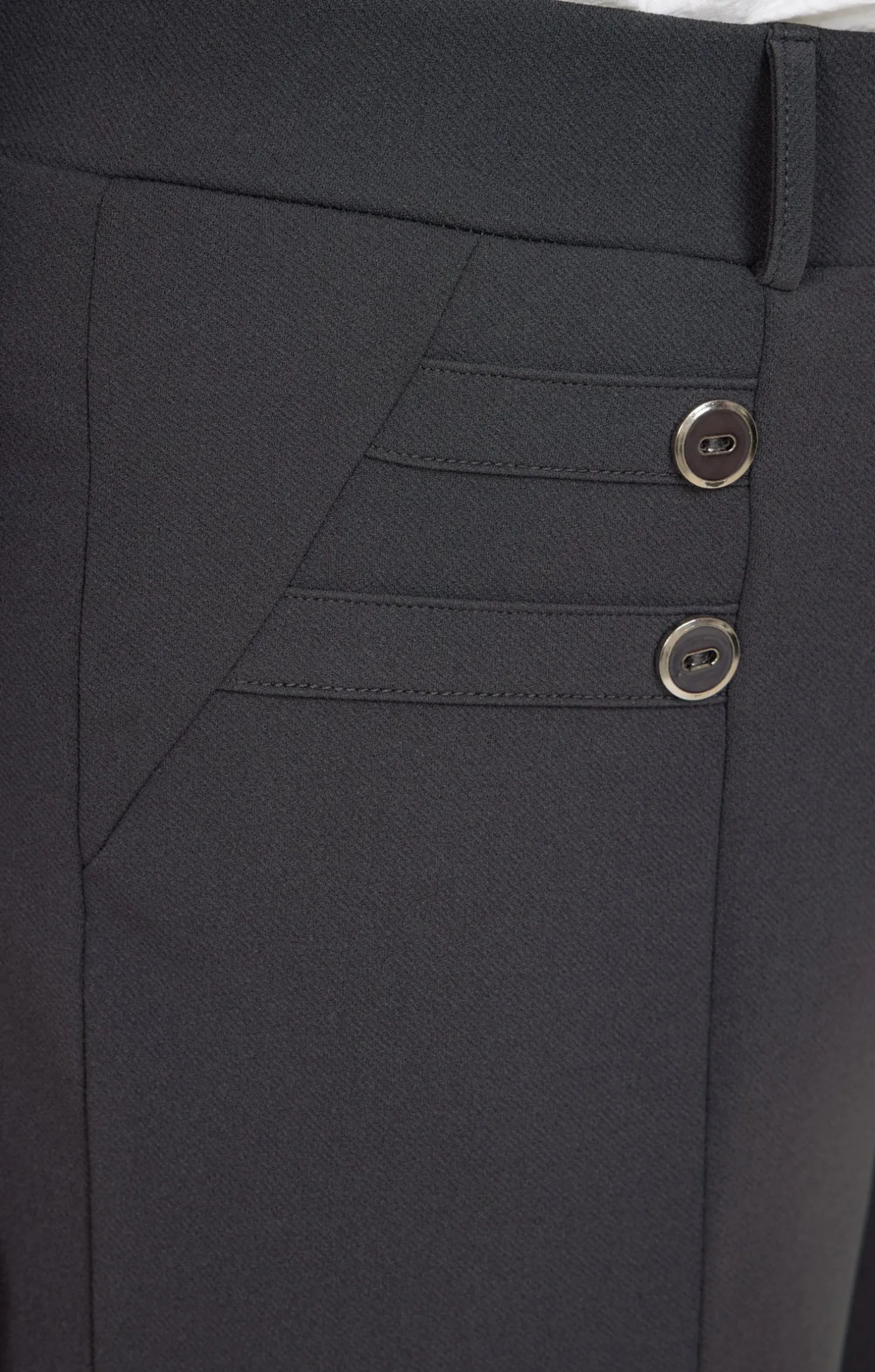 Pantalon droit avec boutons