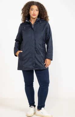 Parka légère avec broderies anglaises
