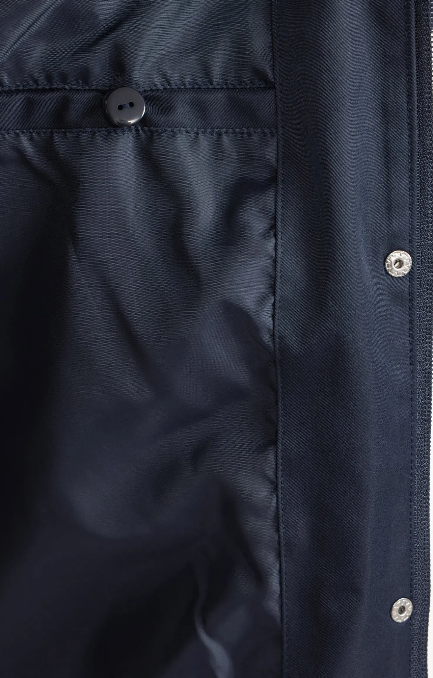 Parka légère avec broderies anglaises