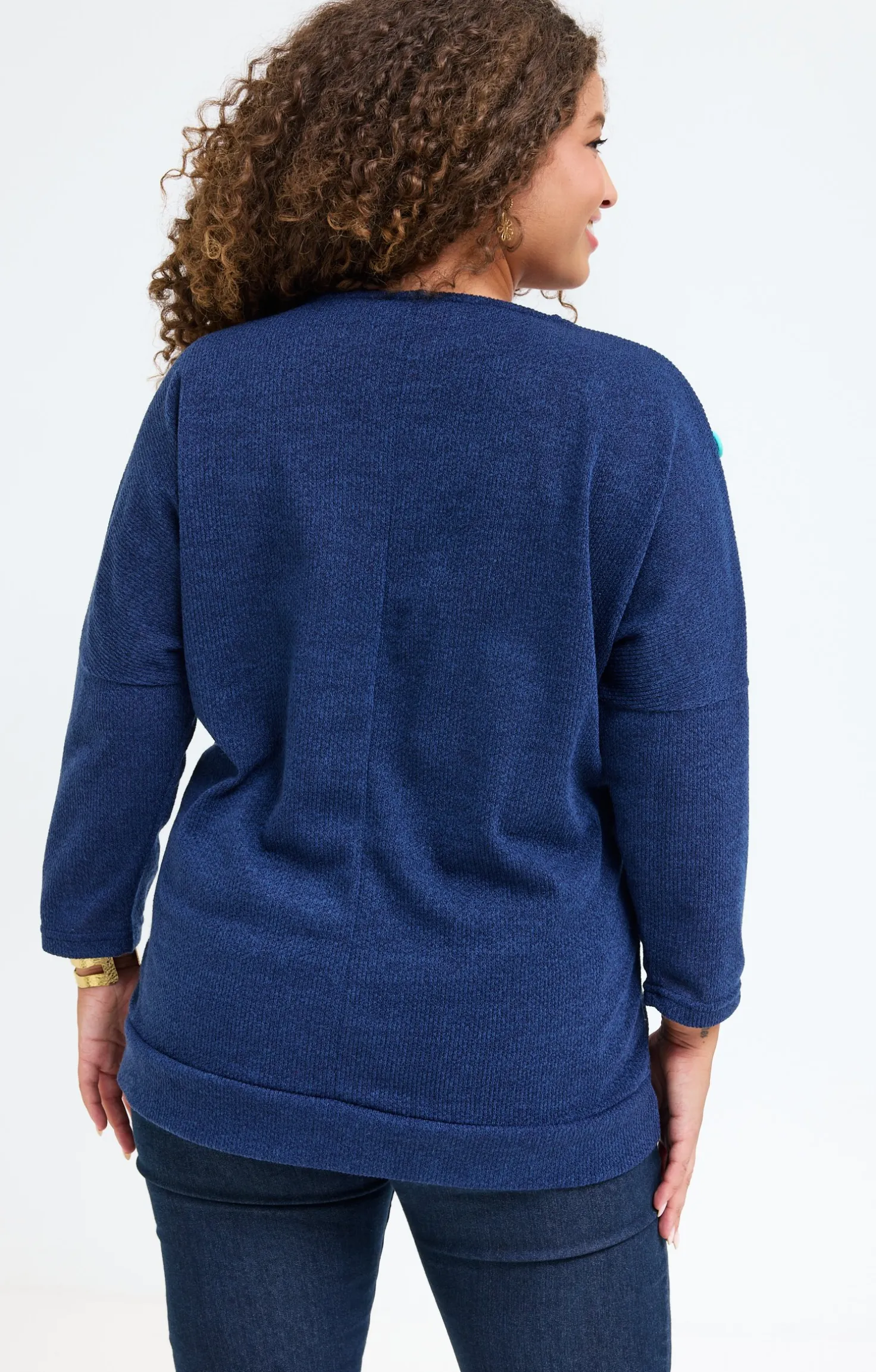 Pull avec boutons fantaisies