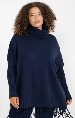 Pull poncho avec franges